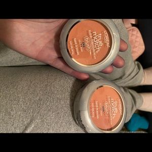 2 brand new packs of blush